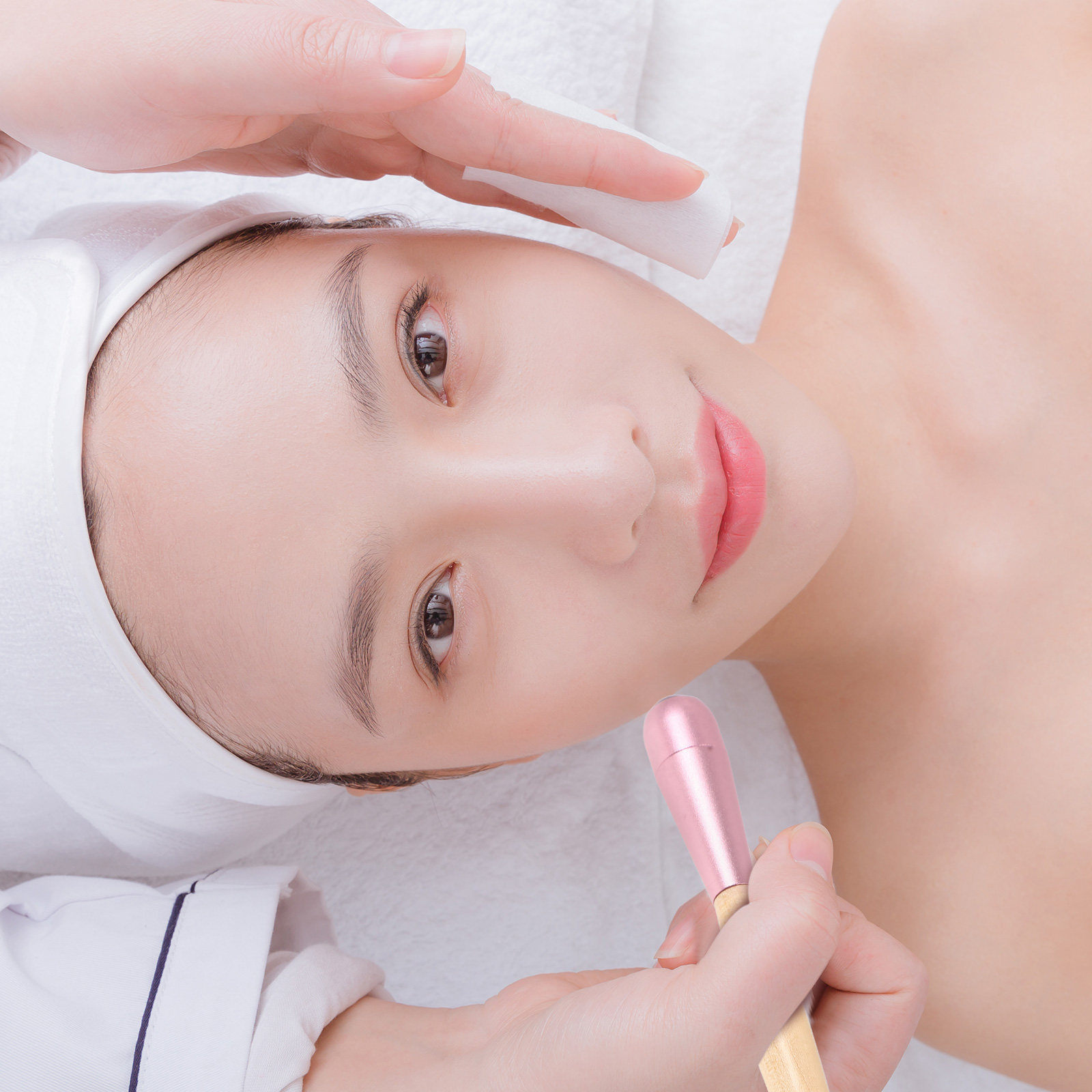 눈가 부기를 완화하고 피부를 시원하게 가꿔주는 여성용  - Face Ice Roller Puffiness 리뷰 및 가격